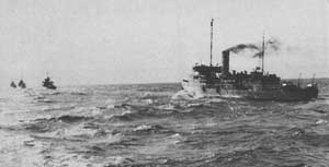 HMAS Doomba on convoy duty